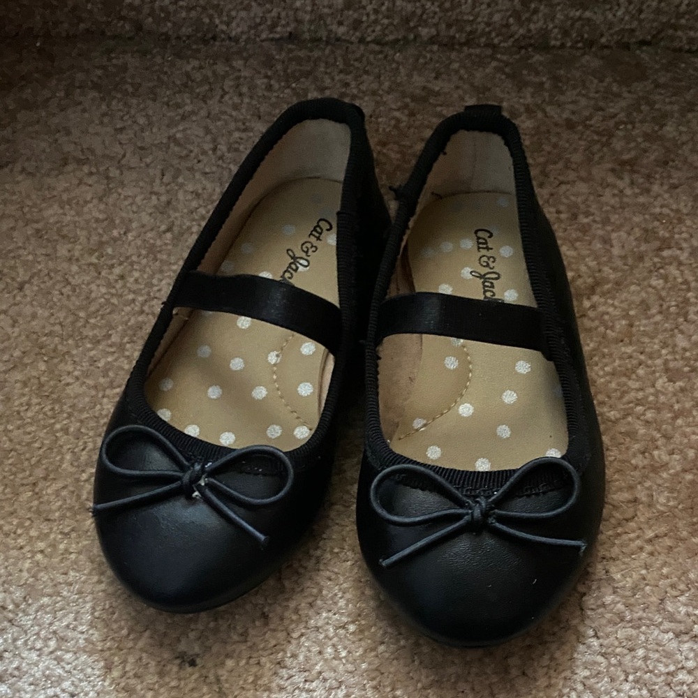 CAT & JACK. Infant girls shoes.